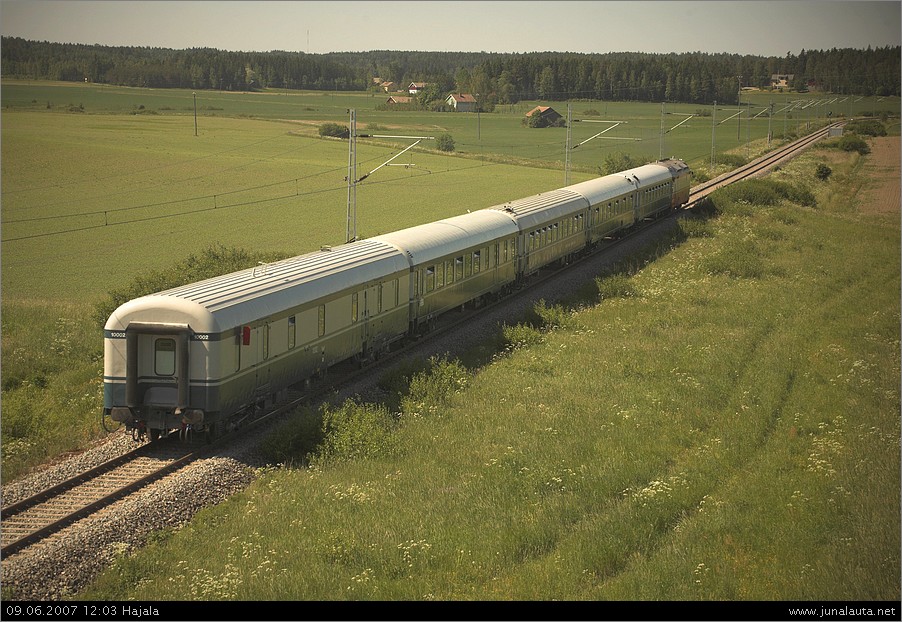  Dr13 2343 (1077) @ Hajala 09.06.2007
-> -> ->
Avainsanat: Dr13_2343 museojuna 20070609_Hki-Tus-Hy