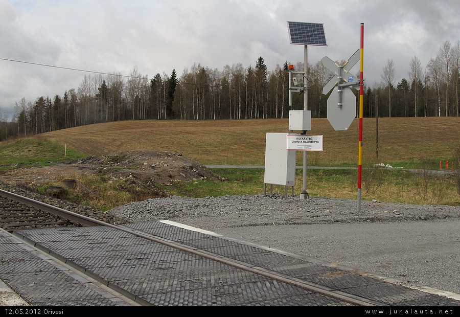 Oriveden Tähtiniemessä testataan uudenlaista tasoristeyksen huomiolaitetta!
Avainsanat: tasoristeyskuva